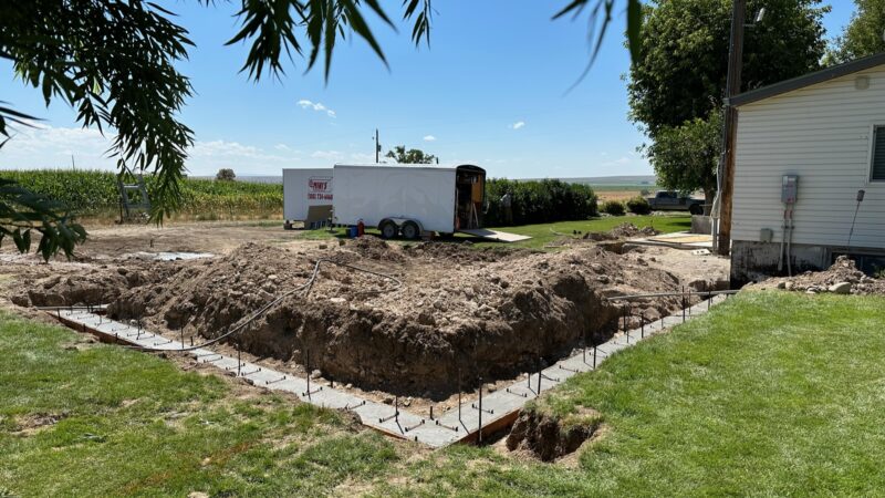 02 - Experienced contractor for home additions in Jerome Twin Falls home addition for custom glasswork